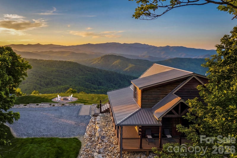 139 High Cliffs Trl, Black Mountain, NC 28711