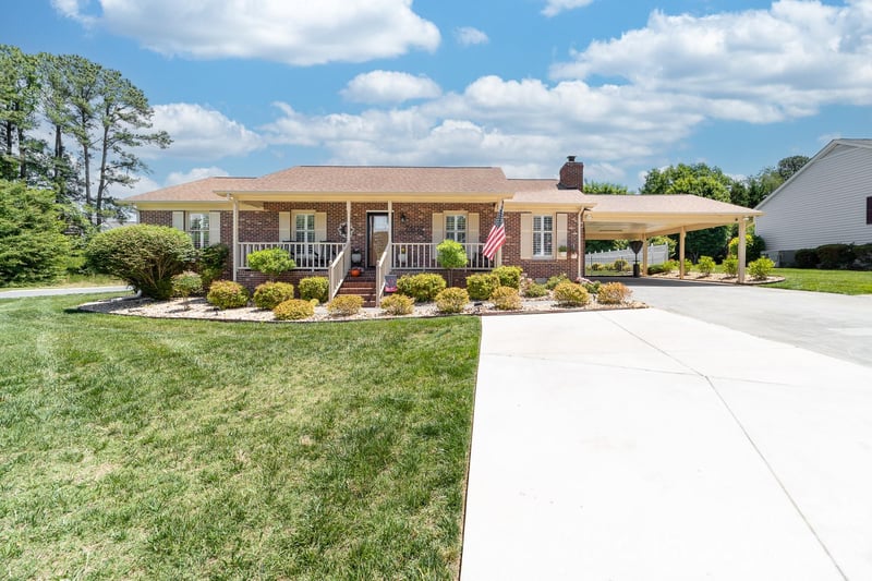 2402 Malotte Ln, Gastonia, NC 28054