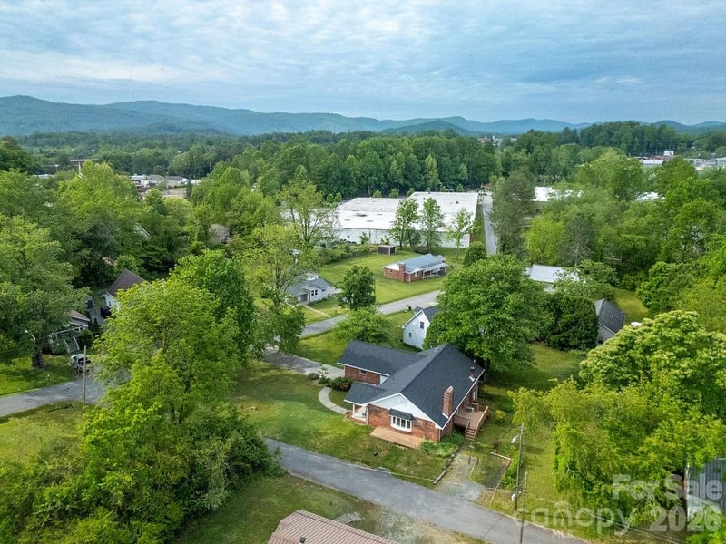 100 Kilpatrick St, Brevard, NC 28712