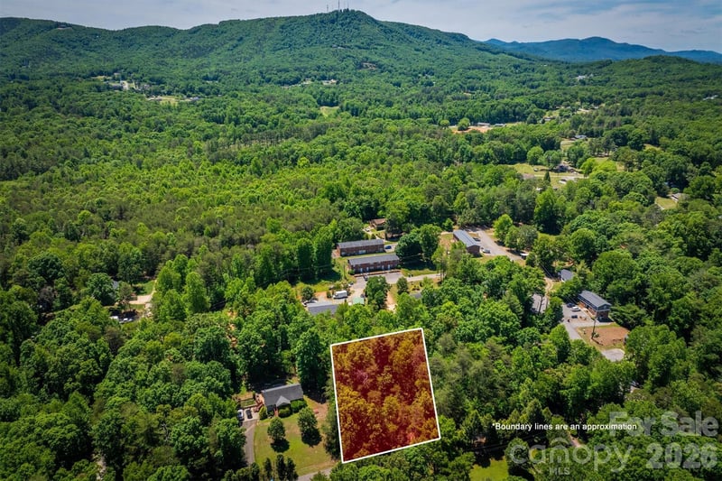 3835 Oak Dr, Valdese, NC 28690