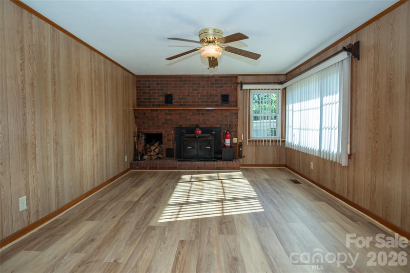 3036 Flat Gap Rd, Valdese, NC 28690