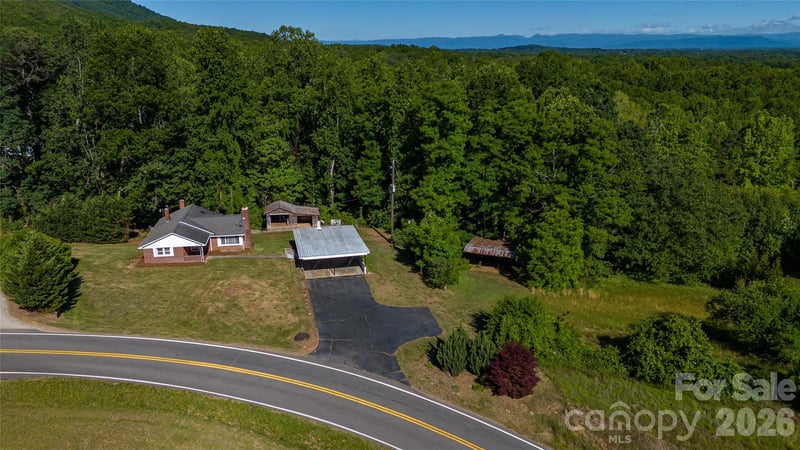 3036 Flat Gap Rd, Valdese, NC 28690