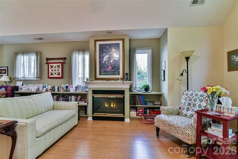 13 Silver Pl, Black Mountain, NC 28711