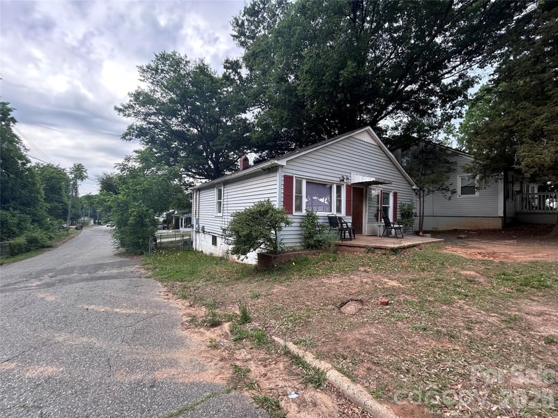 317 Yates St, Gastonia, NC 28052
