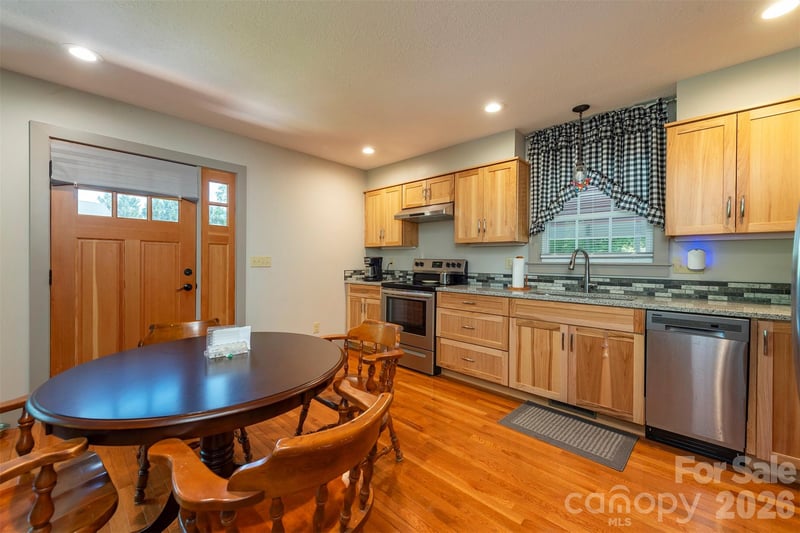 3 Shytle Ln, Fletcher, NC 28732