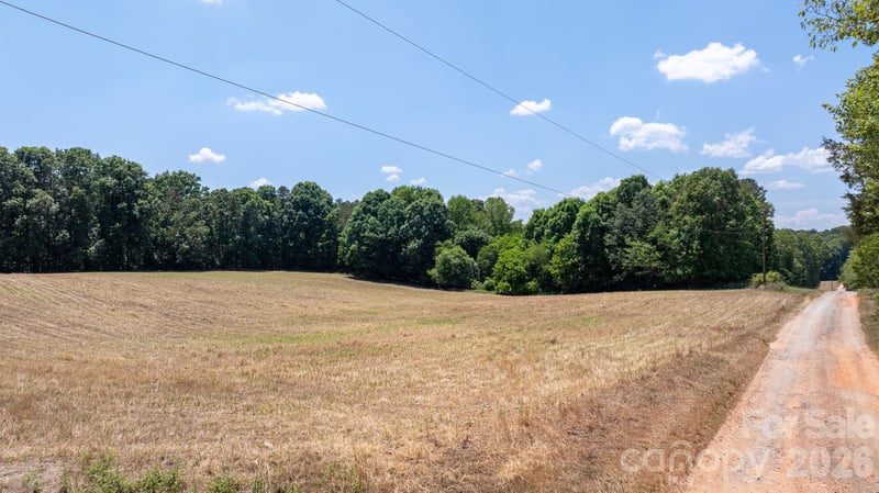 000 Deal Valley Dr, Taylorsville, NC 28681