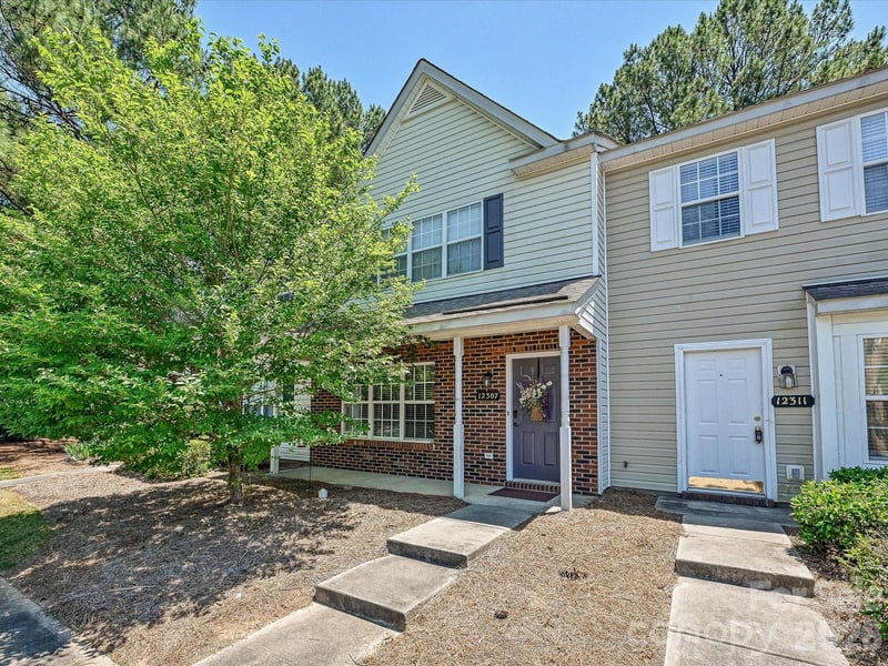 12307 Bluestem Ln, Charlotte, NC 28277