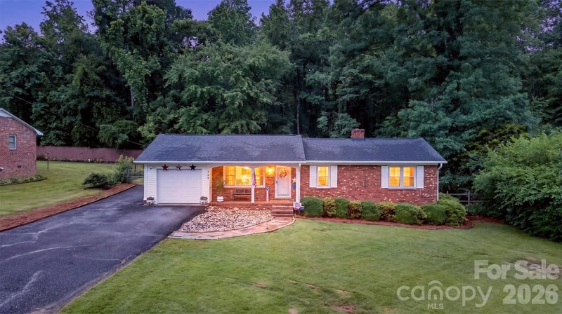 549 Barnwell Rd, Spartanburg, SC 29303