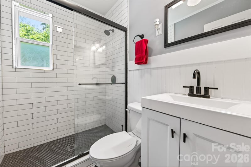 3241 Minnesota Rd, Charlotte, NC 28208