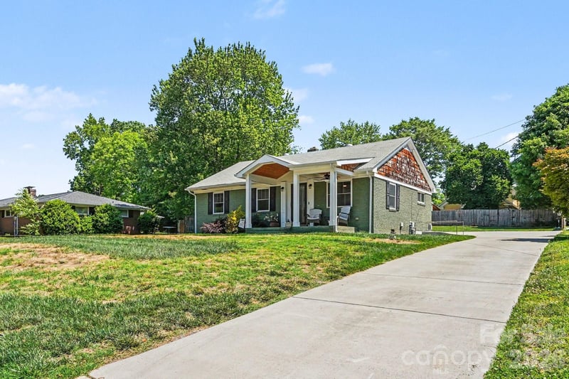 707 Spring St, Concord, NC 28025