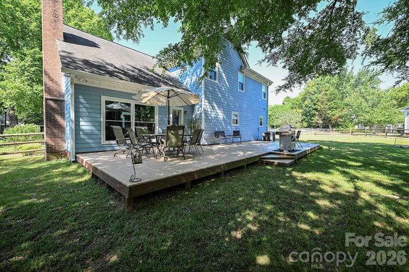 9101 Castlebay Dr, Charlotte, NC 28277
