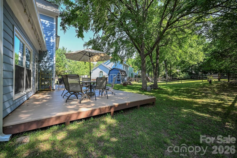 9101 Castlebay Dr, Charlotte, NC 28277