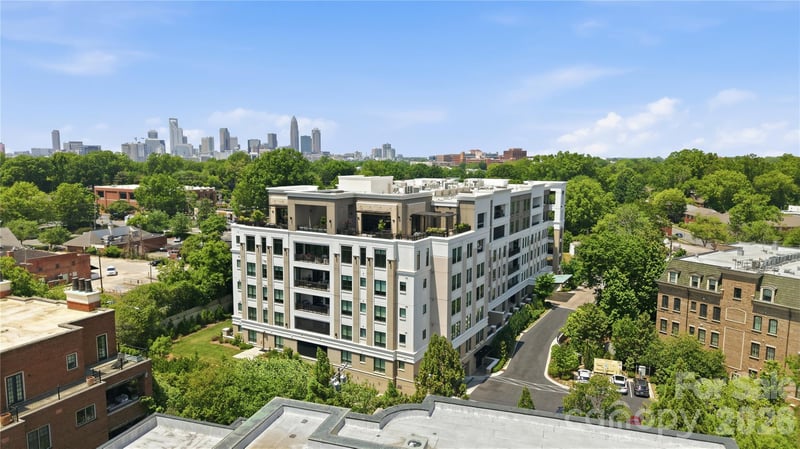130 Cherokee Rd #503, Charlotte, NC 28207