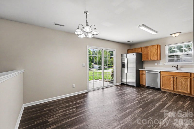 10419 Sparrow Springs Ln, Charlotte, NC 28214