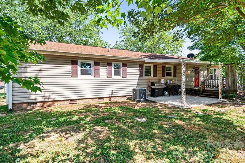 118 Yost Farm Rd, Salisbury, NC 28146