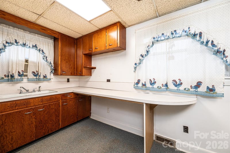408 Us Hwy 70a E Hw, Hildebran, NC 28637