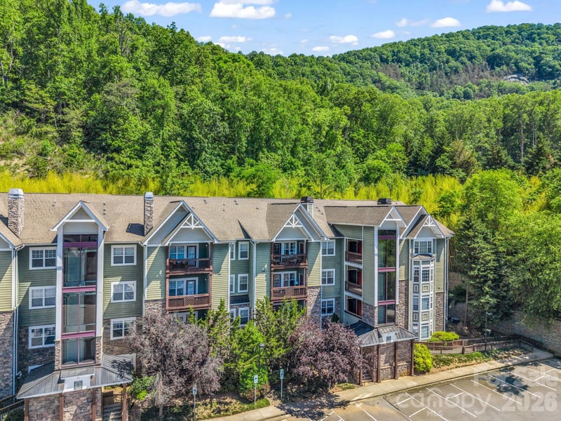 2000 Olde Eastwood Village Blvd #3B, Asheville, NC 28803