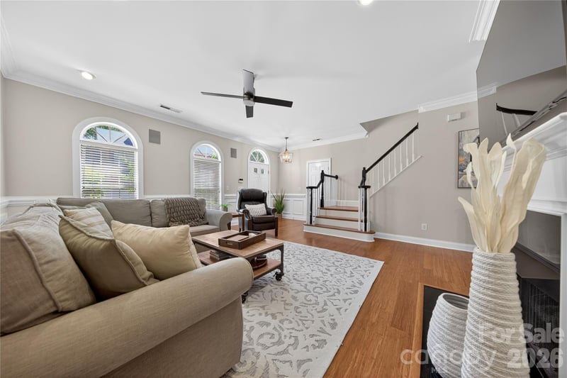 9024 Bonnie Briar Cir, Charlotte, NC 28277