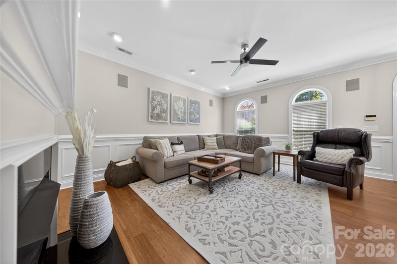 9024 Bonnie Briar Cir, Charlotte, NC 28277