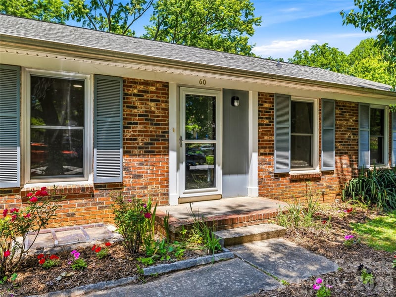60 Skyview Ter, Asheville, NC 28806