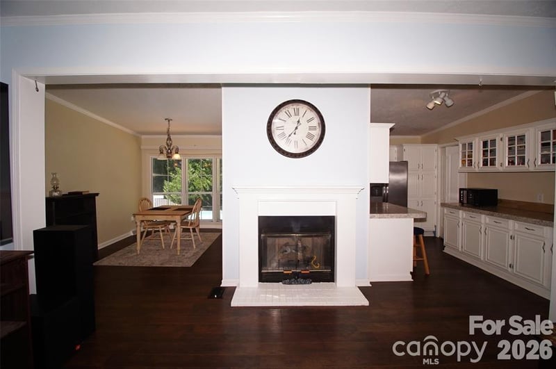 7010 Executive Cir, Denver, NC 28037