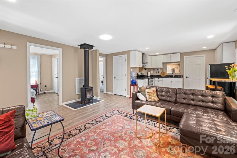 1 Detroit Ave, Asheville, NC 28806