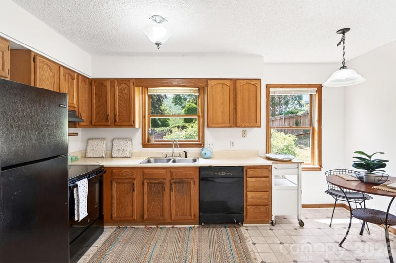 5 Johns St, Asheville, NC 28806