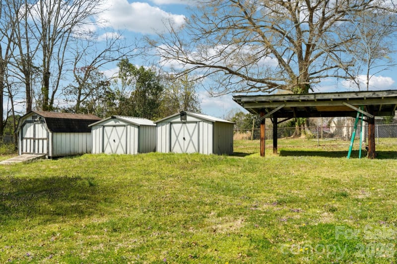 839 Oak Grove Rd, Kings Mountain, NC 28086