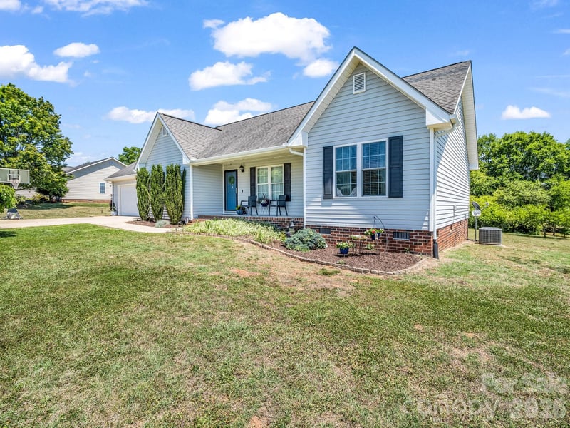 155 Vanity Ln, Ellenboro, NC 28040
