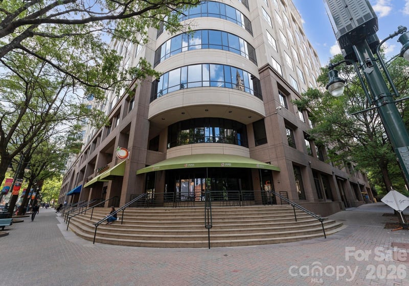400 Church St #422, Charlotte, NC 28202
