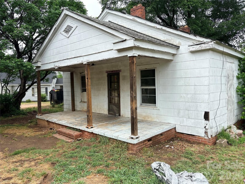 1286 Elmwood Ave, Lancaster, SC 29720