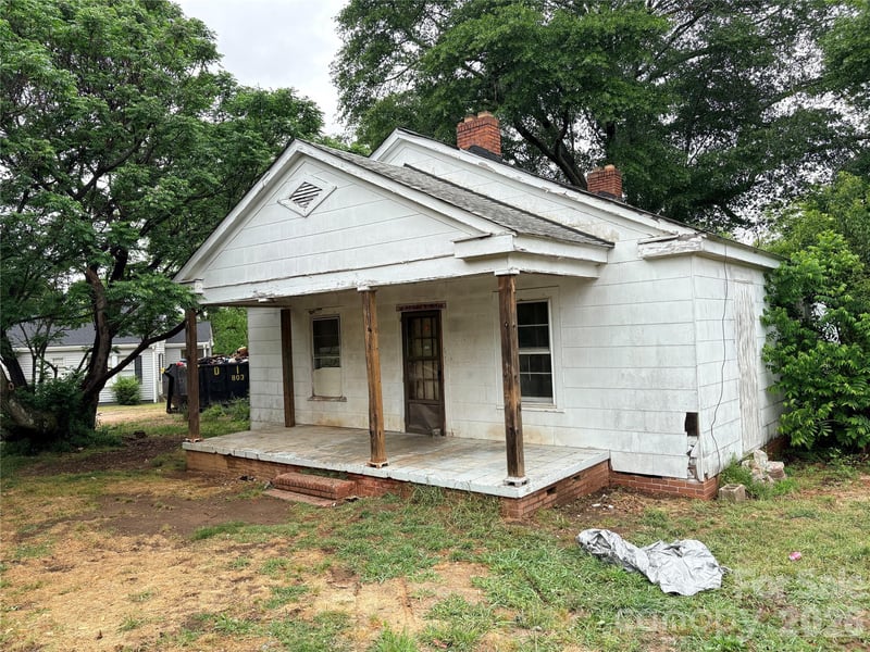 1286 Elmwood Ave, Lancaster, SC 29720
