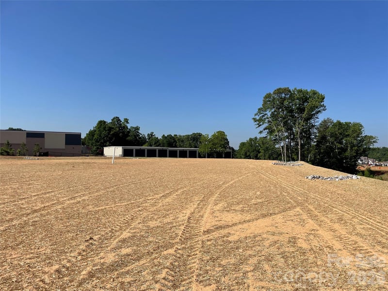 774 South Main St, Troutman, NC 28166