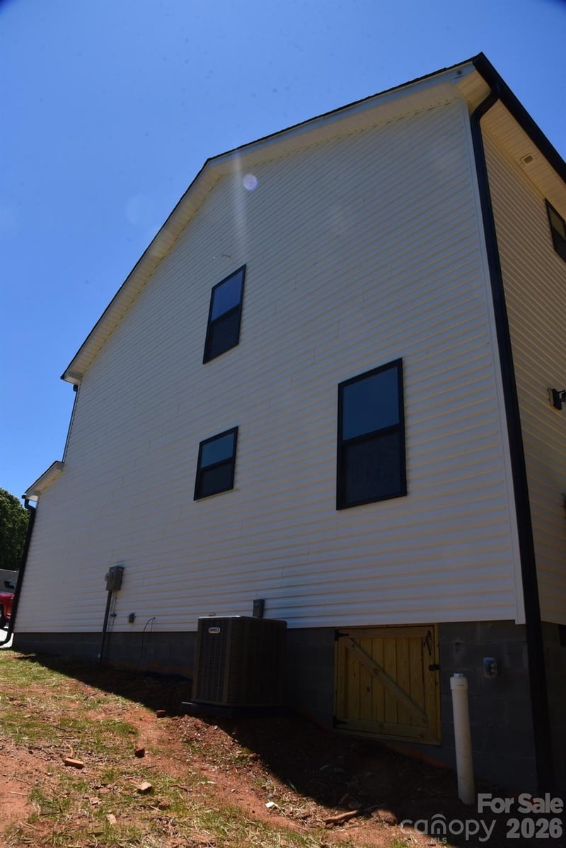 1134 Lyndsey Brooke Ct, Lincolnton, NC 28092