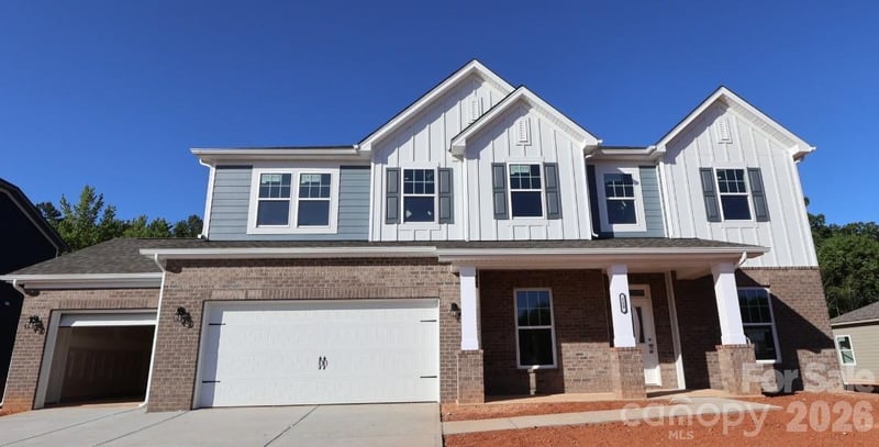 229 Amber Glen Dr, Locust, NC 28217