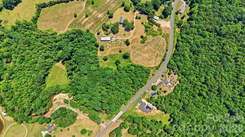 Stony Point Rd, Kings Mountain, NC 28086