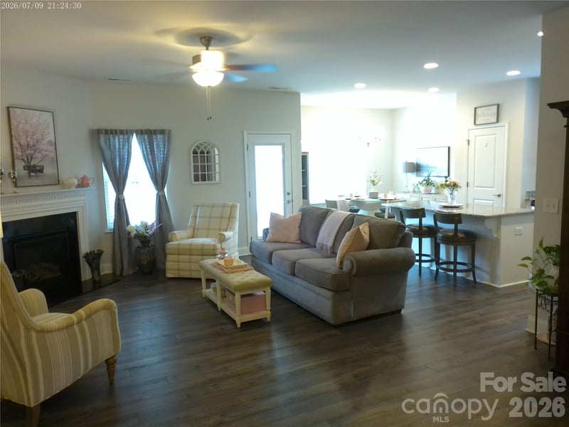 230 Macon Dr, Statesville, NC 28625