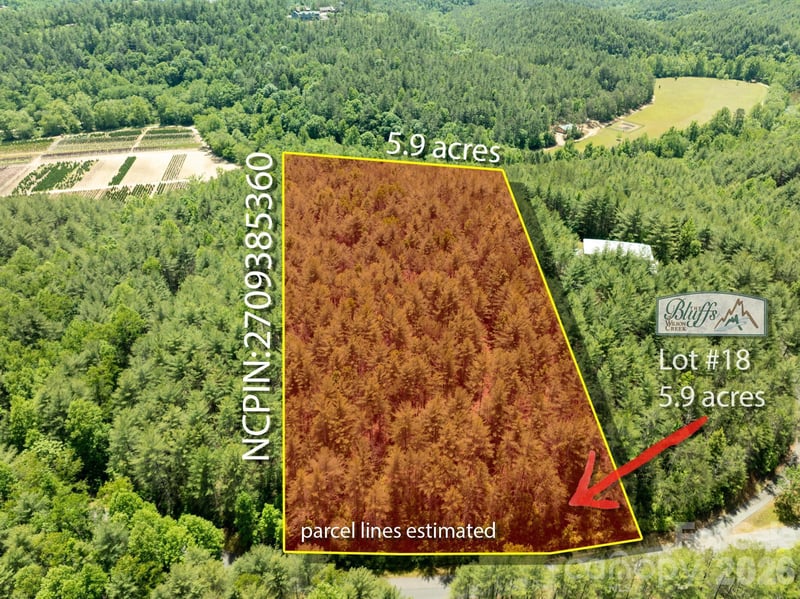 000 Narrow Gauge Dr #18, Lenoir, NC 28645