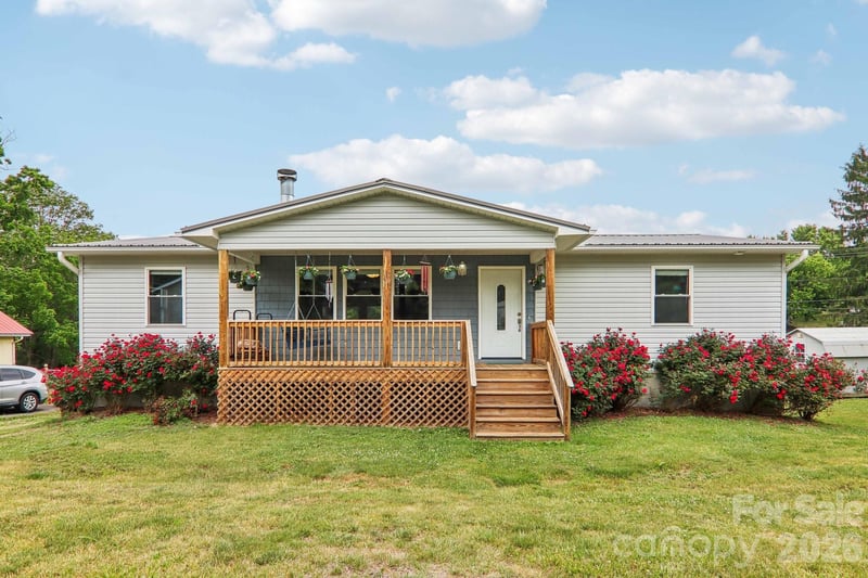 527 Trammell Ave, Canton, NC 28716