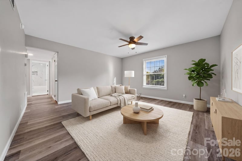 2610 Park Rd #E, Charlotte, NC 28209