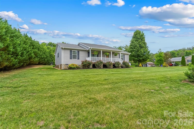 1498 Salem Rd, Morganton, NC 28655