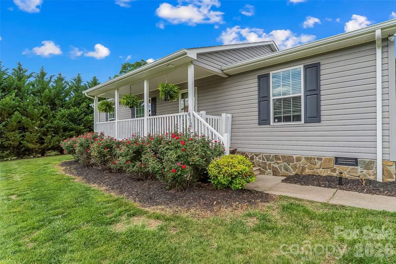 1498 Salem Rd, Morganton, NC 28655