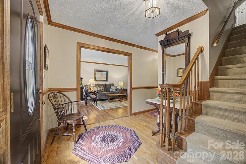 402 Providence Rd, Waxhaw, NC 28173