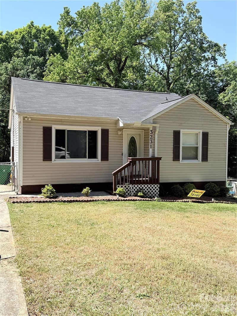 3231 Carver Pl, Charlotte, NC 28269