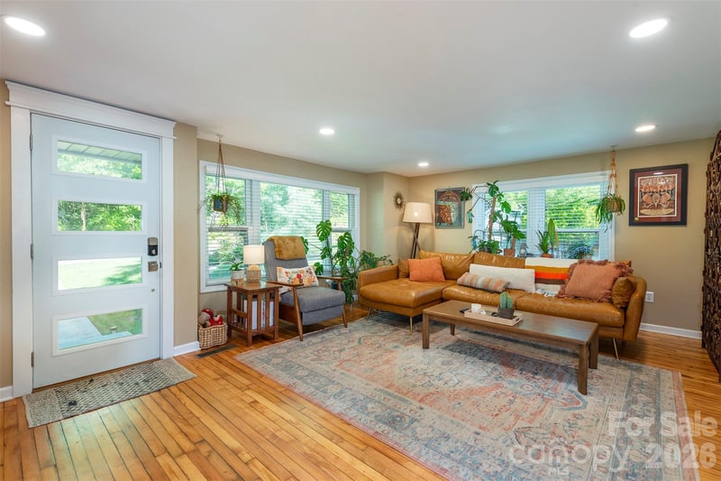 21 Hi Alta Ave, Asheville, NC 28806