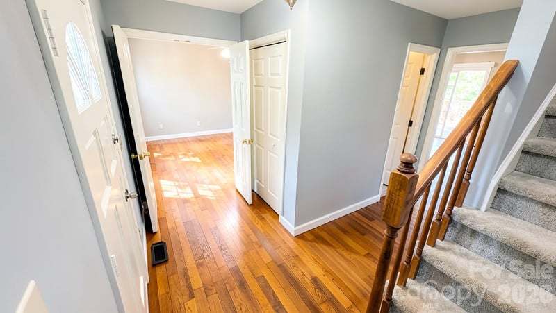 7218 Quail Ridge Dr, Charlotte, NC 28226