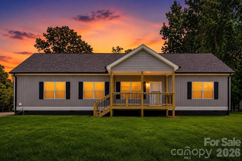 109 Sarah Ave, Newton, NC 28658