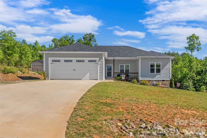 2455 Saratoga Rn, Morganton, NC 28655