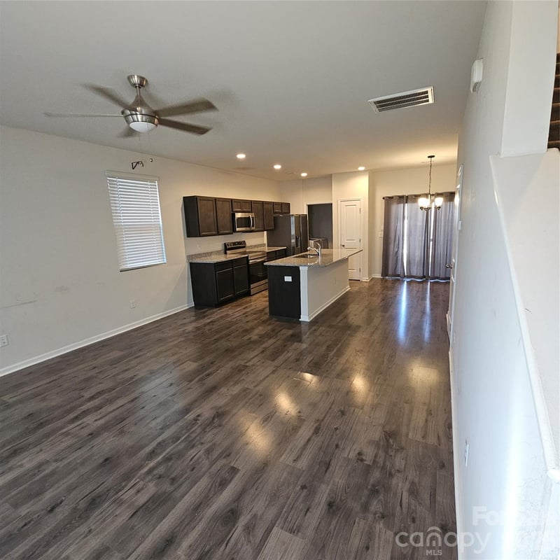 1016 Berry Patch Cir, Summerville, SC 29485