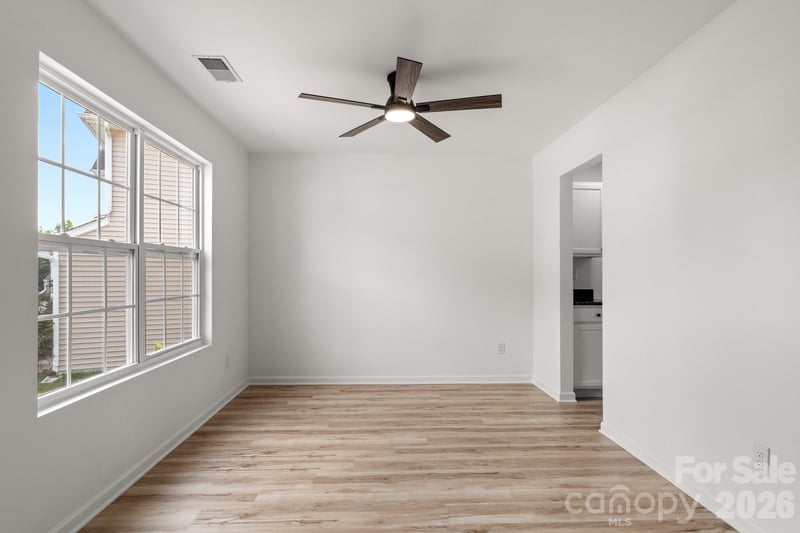 8723 Buttonwood Ct, Charlotte, NC 28215
